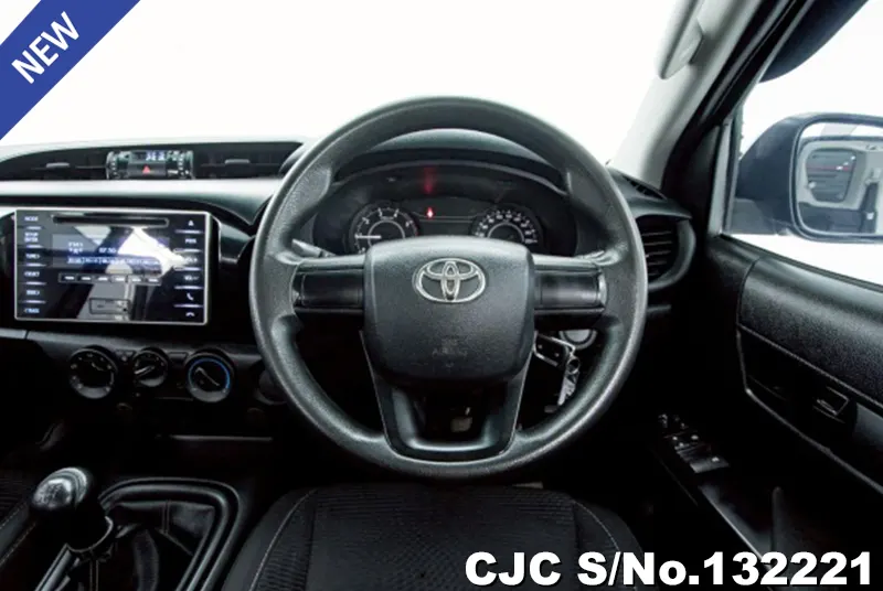 2018 Toyota / Hilux / Revo Stock No. 132221