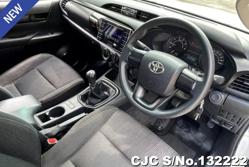 2019 Toyota / Hilux / Revo Stock No. 132222