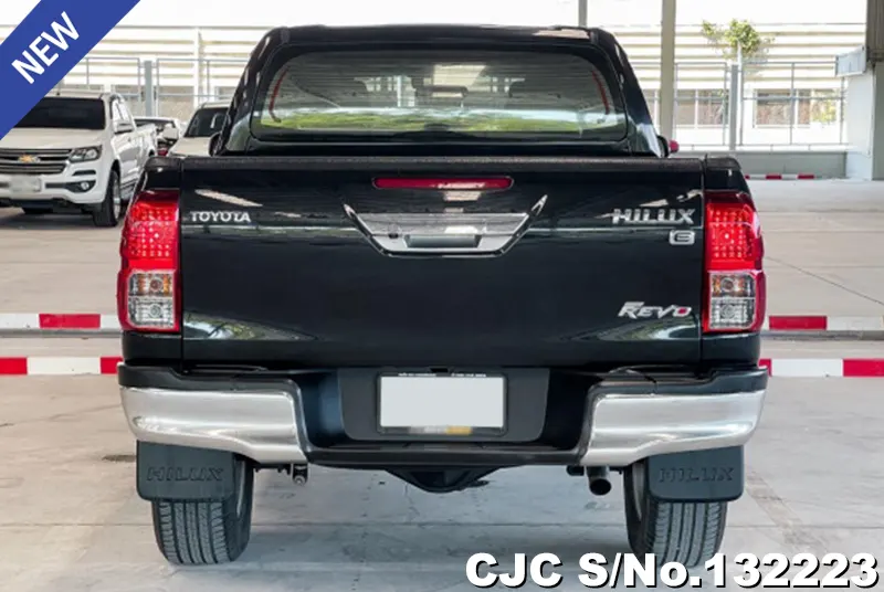 2019 Toyota / Hilux / Revo Stock No. 132223