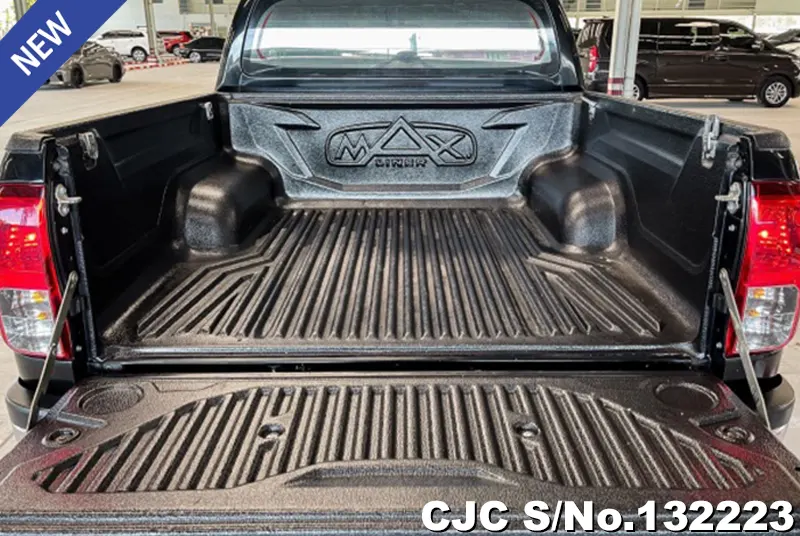 2019 Toyota / Hilux / Revo Stock No. 132223