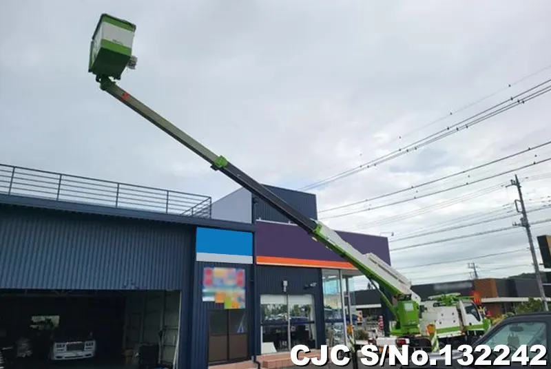 2007 Isuzu / Elf Stock No. 132242