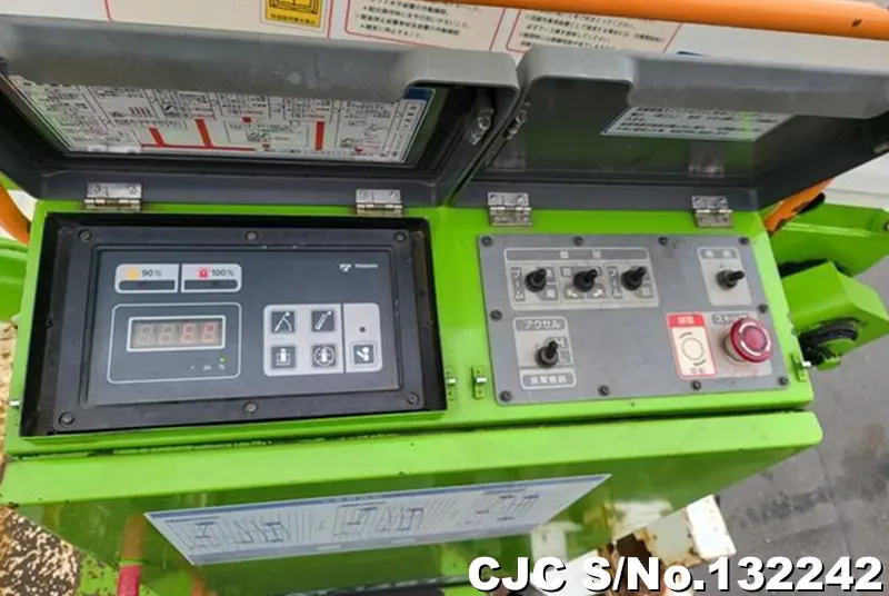 2007 Isuzu / Elf Stock No. 132242