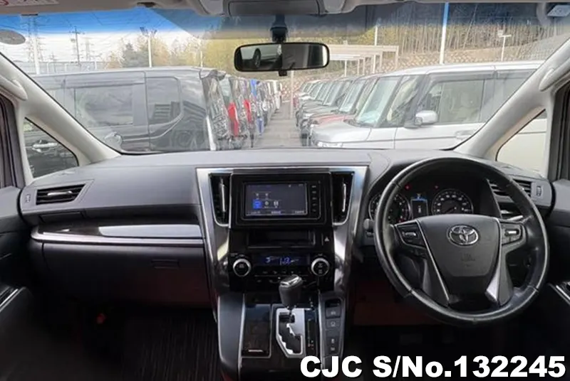 2015 Toyota / Alphard Stock No. 132245