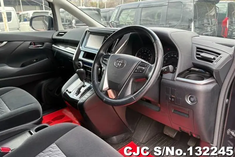 2015 Toyota / Alphard Stock No. 132245