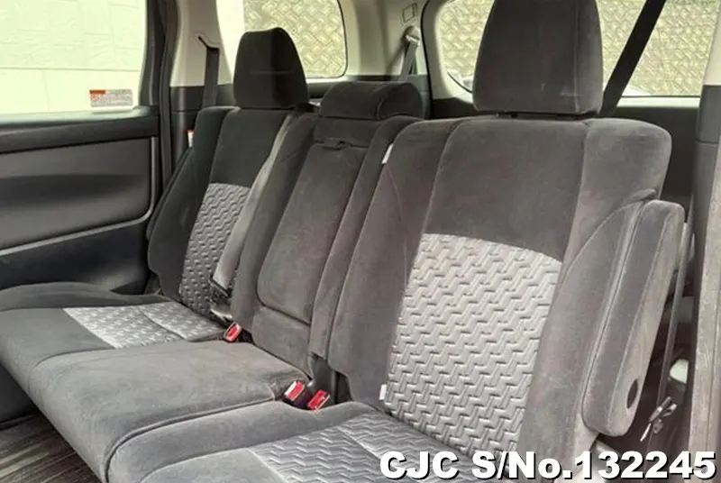 2015 Toyota / Alphard Stock No. 132245