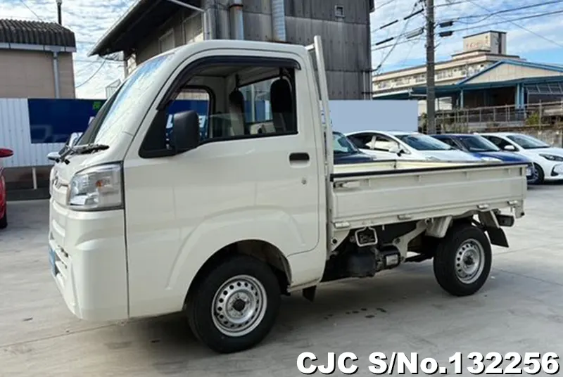 2015 Daihatsu / Hijet Stock No. 132256