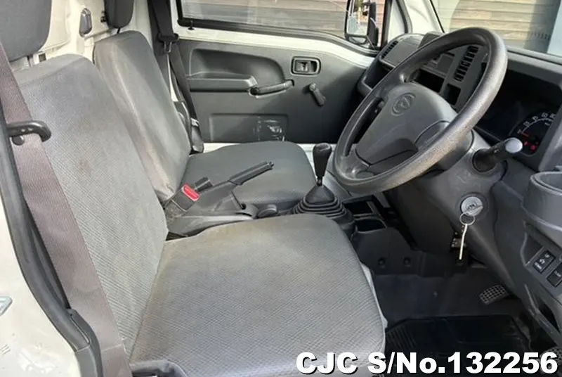 2015 Daihatsu / Hijet Stock No. 132256