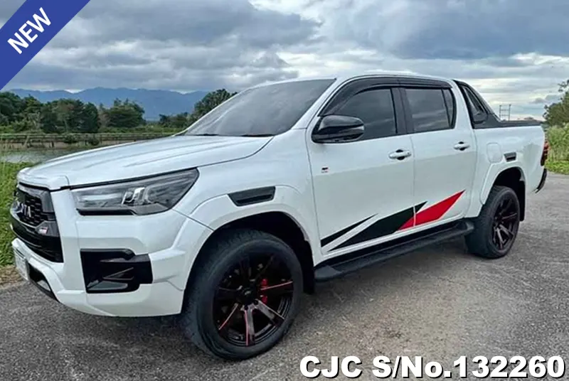 2022 Toyota / Hilux / Revo Stock No. 132260