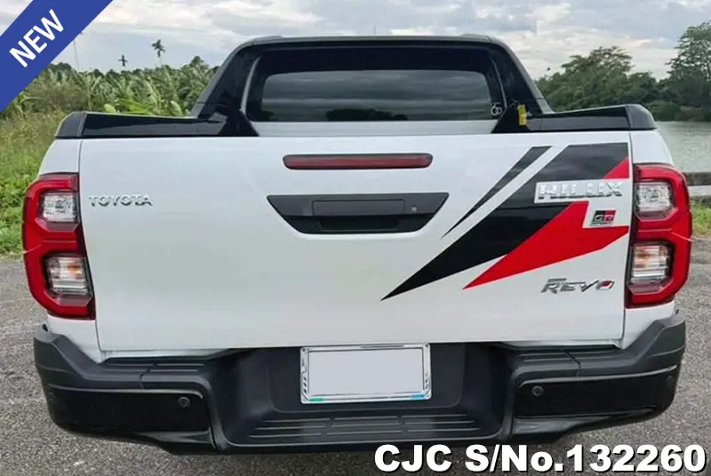 2022 Toyota / Hilux / Revo Stock No. 132260