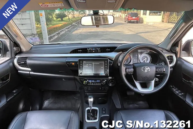 2022 Toyota / Hilux / Revo Stock No. 132261