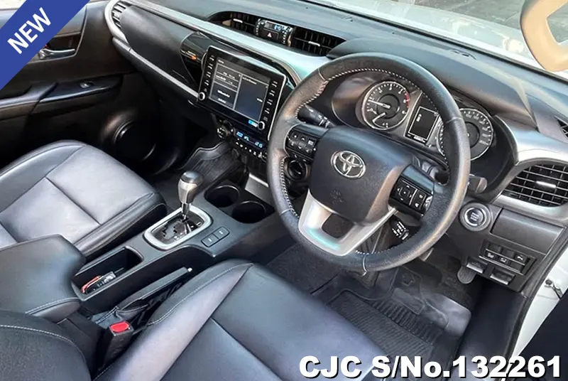 2022 Toyota / Hilux / Revo Stock No. 132261