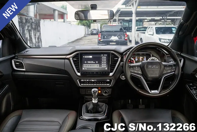 Isuzu D-Max in Gray for Sale Image 8