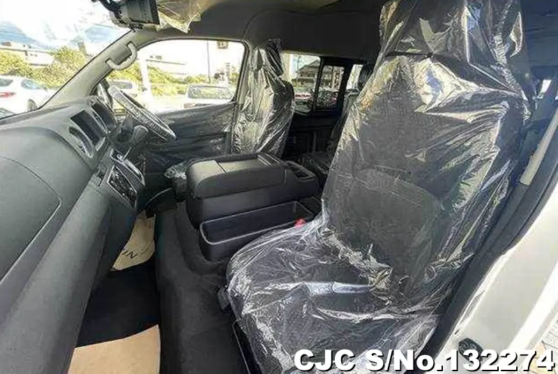 2026 Nissan / Caravan Stock No. 132274