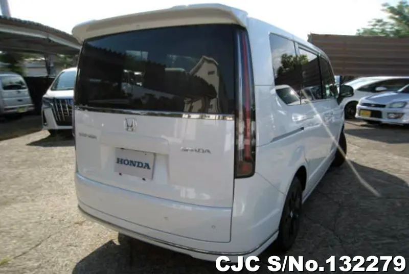 2026 Honda / Step Wagon Stock No. 132279