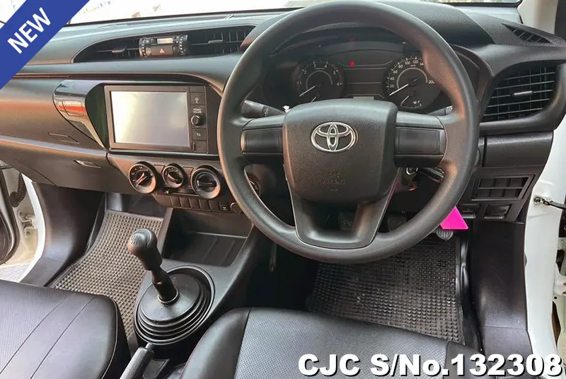 2021 Toyota / Hilux / Revo Stock No. 132308