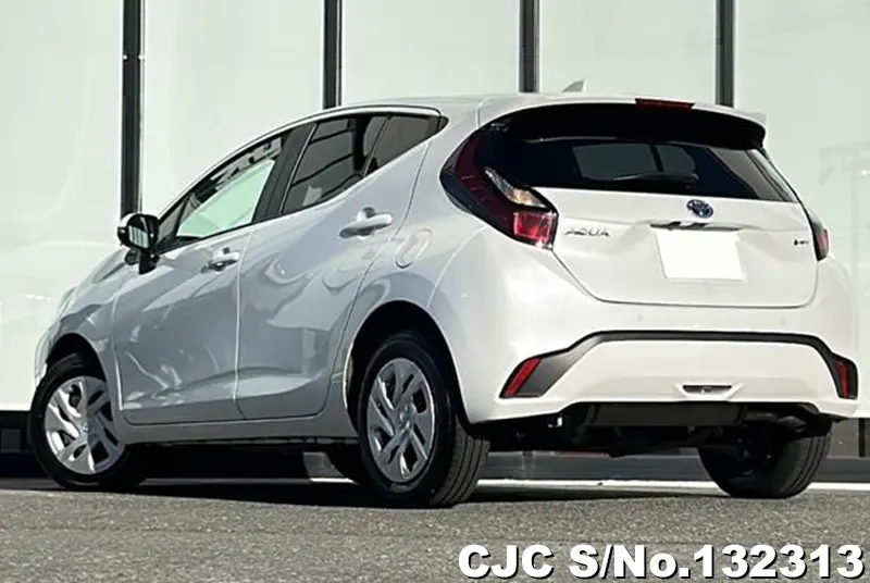 2024 Toyota / Aqua Stock No. 132313