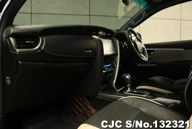 2023 Toyota / Fortuner Stock No. 132321
