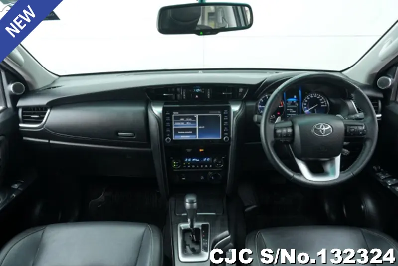 2022 Toyota / Fortuner Stock No. 132324