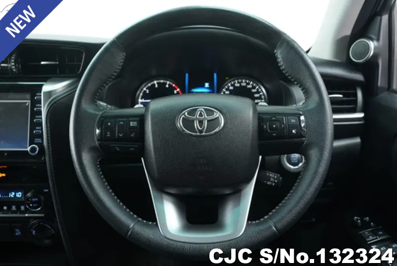 2022 Toyota / Fortuner Stock No. 132324