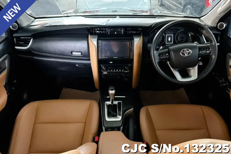 2020 Toyota / Fortuner Stock No. 132325