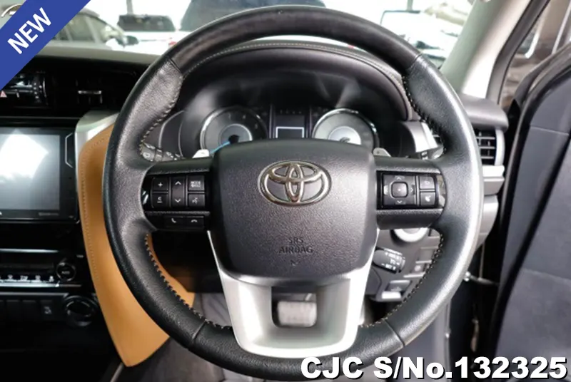 2020 Toyota / Fortuner Stock No. 132325