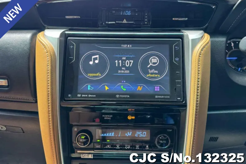 2020 Toyota / Fortuner Stock No. 132325