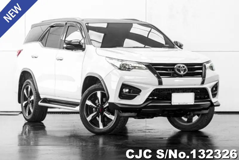 2020 Toyota / Fortuner Stock No. 132326