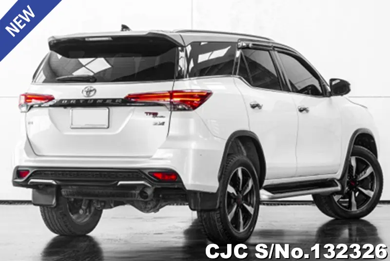 2020 Toyota / Fortuner Stock No. 132326
