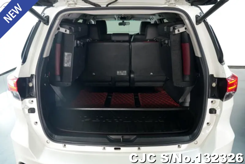 2020 Toyota / Fortuner Stock No. 132326