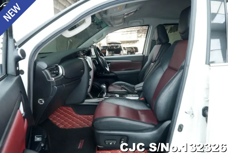 2020 Toyota / Fortuner Stock No. 132326