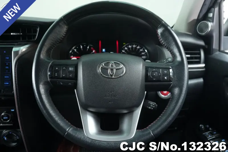 2020 Toyota / Fortuner Stock No. 132326