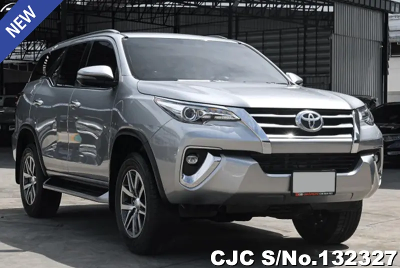 2019 Toyota / Fortuner Stock No. 132327