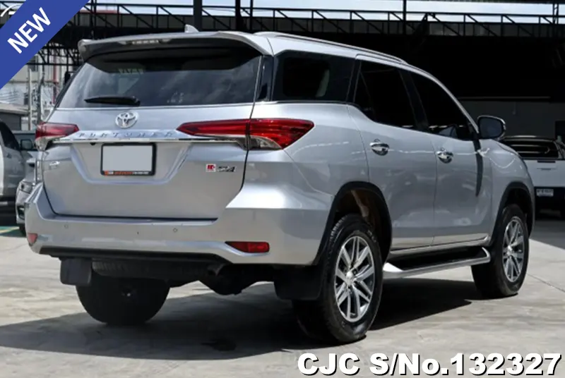 2019 Toyota / Fortuner Stock No. 132327