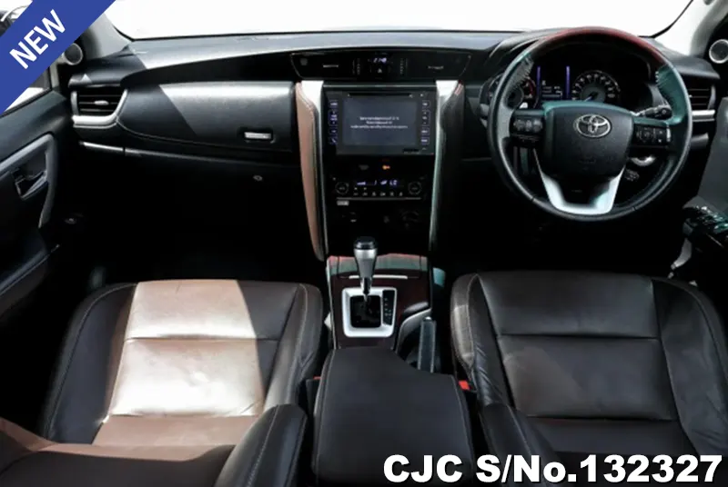 2019 Toyota / Fortuner Stock No. 132327