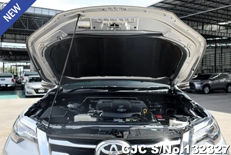 2019 Toyota / Fortuner Stock No. 132327