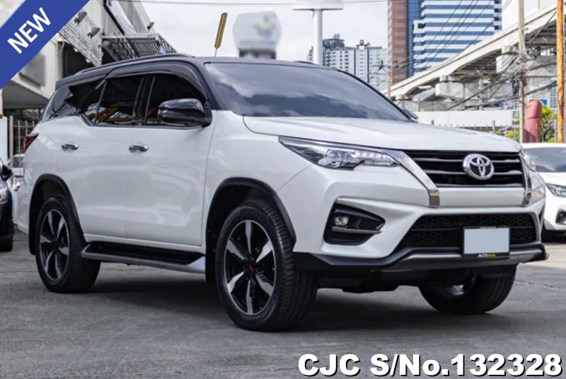 2019 Toyota / Fortuner Stock No. 132328