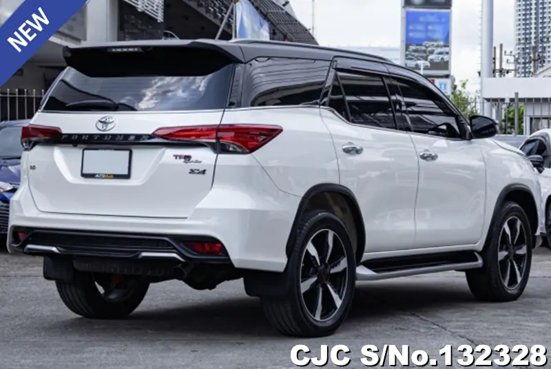 2019 Toyota / Fortuner Stock No. 132328