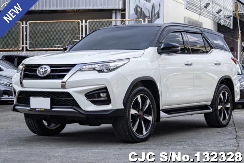 2019 Toyota / Fortuner Stock No. 132328