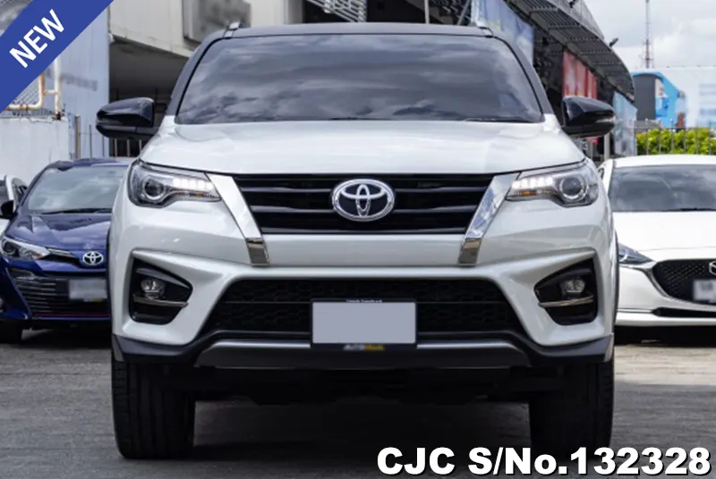 2019 Toyota / Fortuner Stock No. 132328