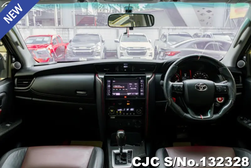 2019 Toyota / Fortuner Stock No. 132328