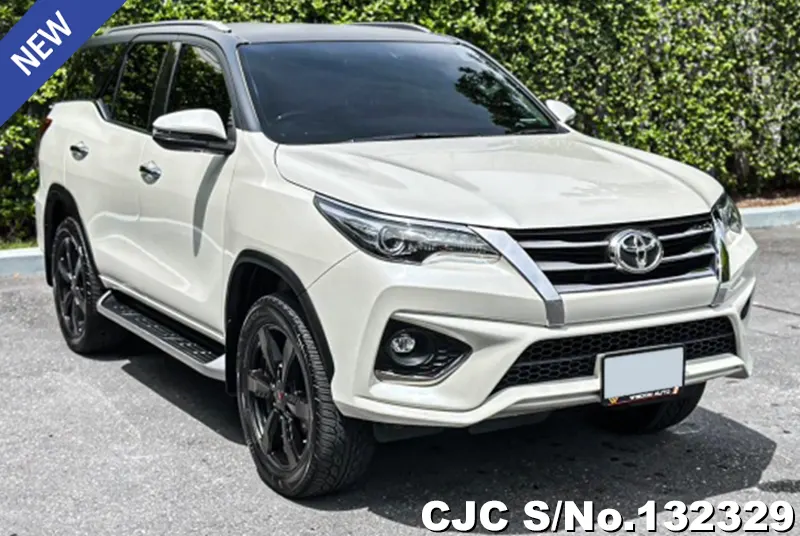 2018 Toyota / Hilux / Revo Stock No. 132329