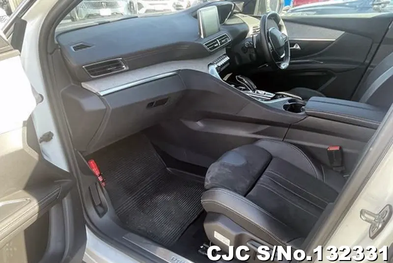 2021 Peugeot / 5008  Stock No. 132331