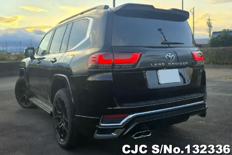 2023 Toyota / Land Cruiser Stock No. 132336