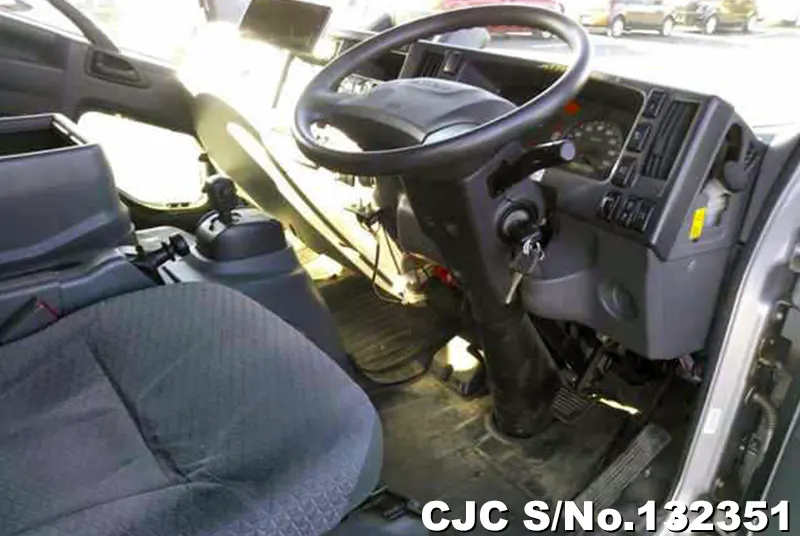 2019 Isuzu / Elf Stock No. 132351