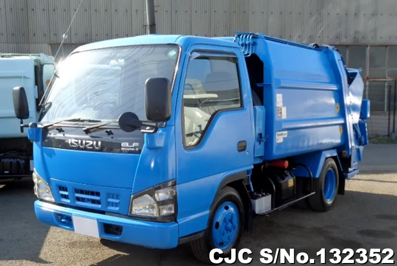2004 Isuzu / Elf Stock No. 132352