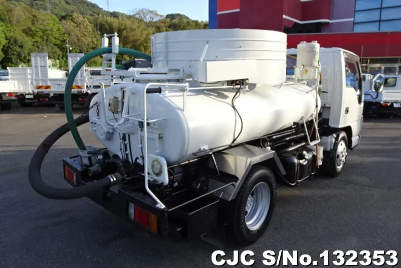 2009 Isuzu / Elf Stock No. 132353