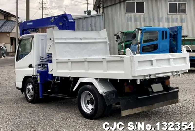 2005 Mitsubishi / Canter Stock No. 132354