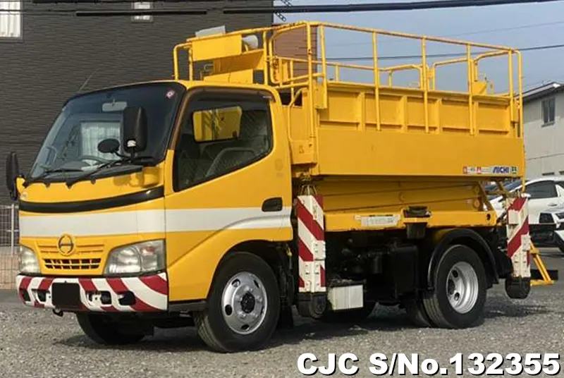 2008 Hino / Dutro Stock No. 132355