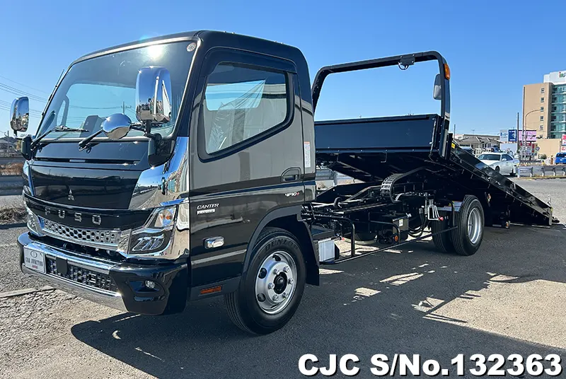 2025 Mitsubishi / Canter Stock No. 132363