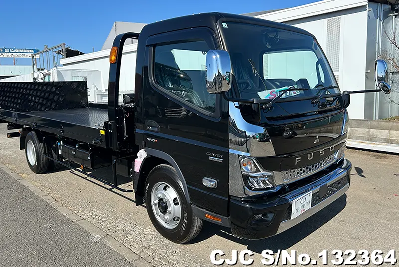 2025 Mitsubishi / Canter Stock No. 132364